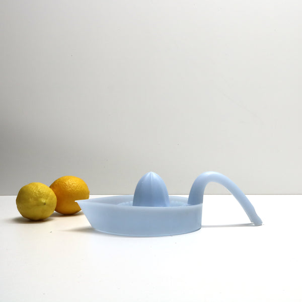 enzo-mari-fur-alessi-lemon-squeezer – DETAILS Products