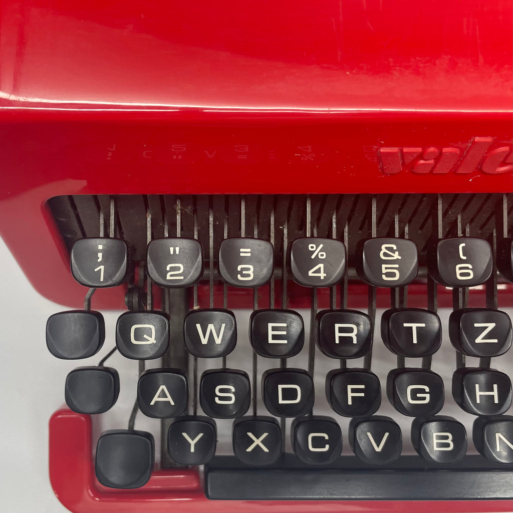 Olivetti VALENTINE Ettore Sottsass