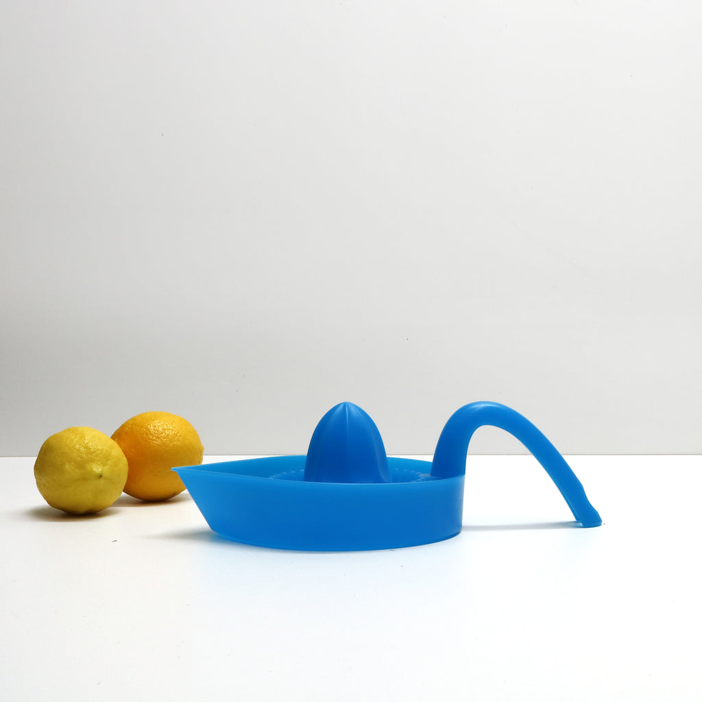 Spremiagrumi EM09 lemon squeezer by Enzo Mari for ALESSI
