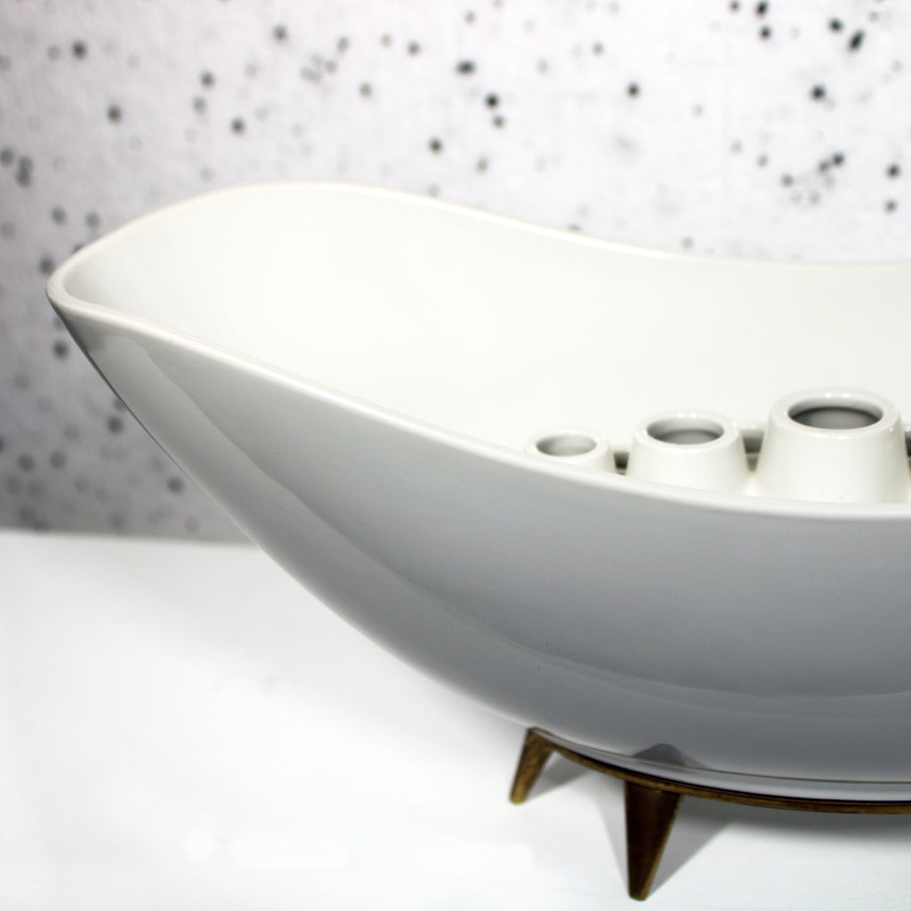 "Flower ship" from KPM Berlin