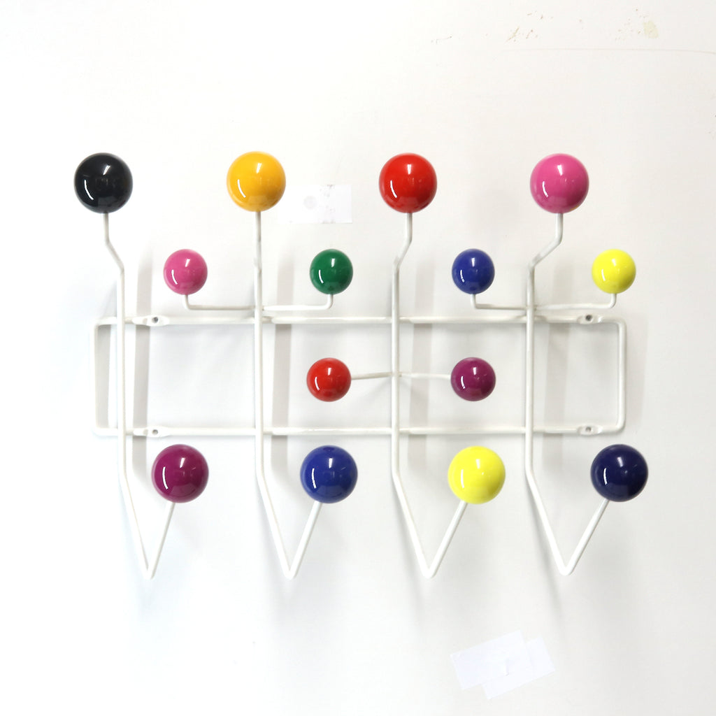 Charles & Ray Eames "Hang it all" Garderobe