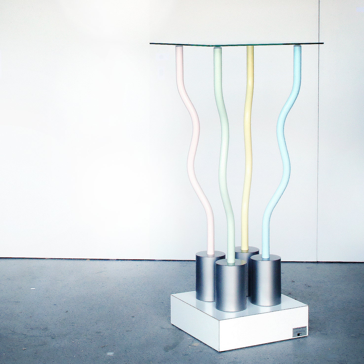 ETTORE SOTTSASS, Esercizio Formale 1979 – DETAILS Produkte